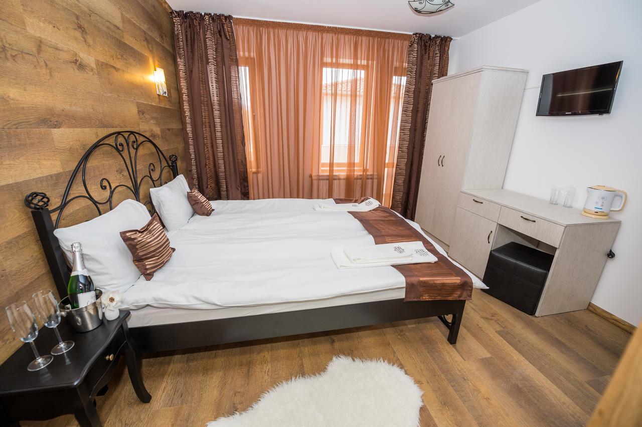Hotel Sinjirite Complex Elena Exteriér fotografie