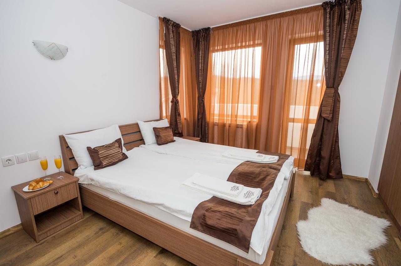Hotel Sinjirite Complex Elena Exteriér fotografie