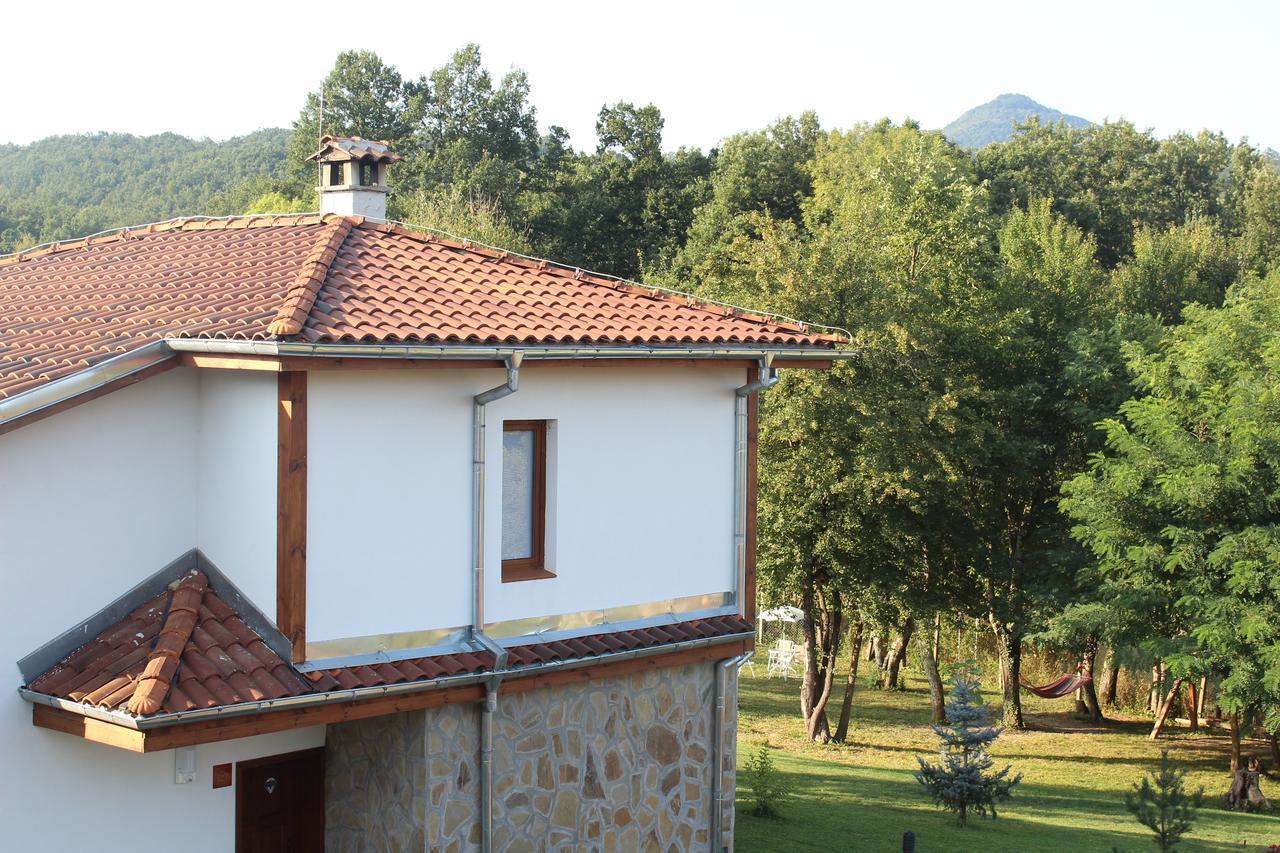 Hotel Sinjirite Complex Elena Exteriér fotografie